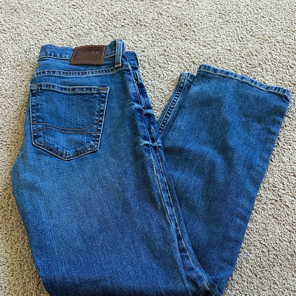 Hollister Men's Classic Blue Jeans